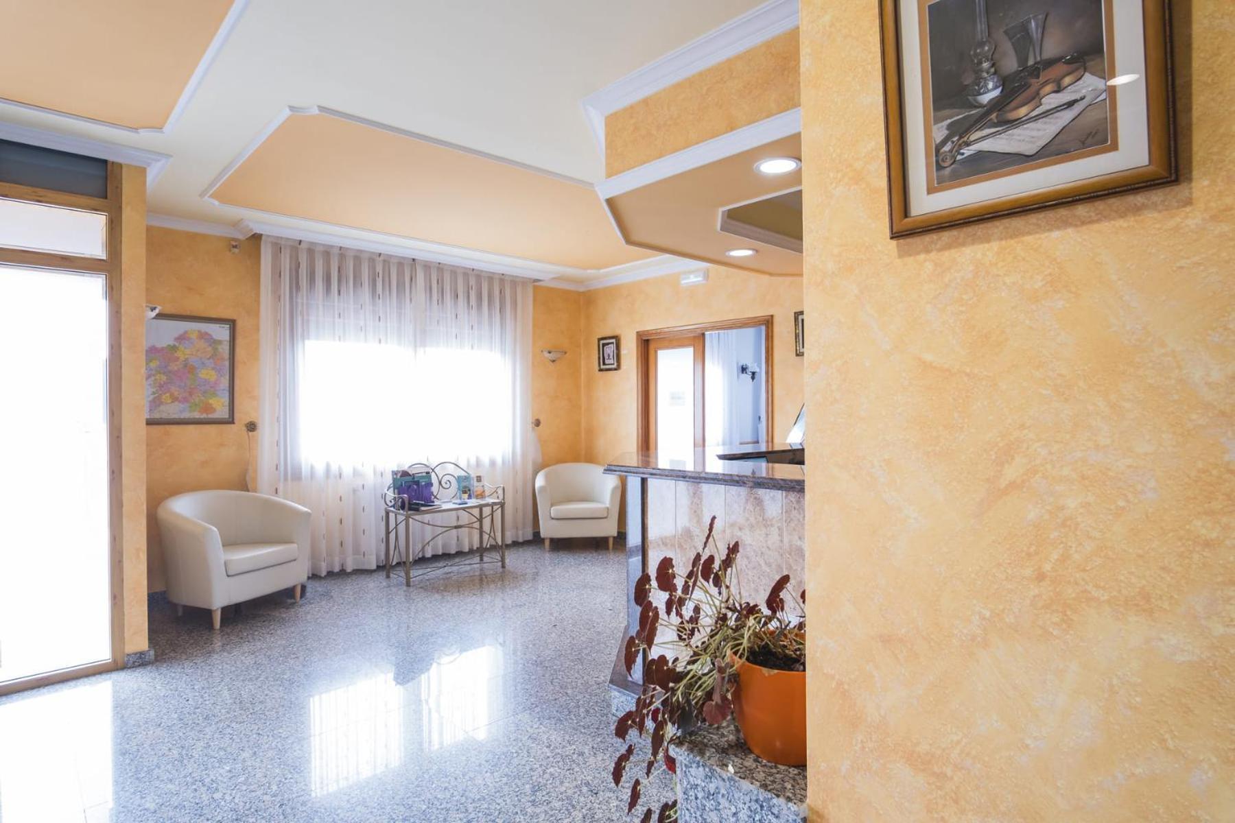 Alda Alpina Hotel บียานูเอบา เด อาโรซา ภายนอก รูปภาพ
