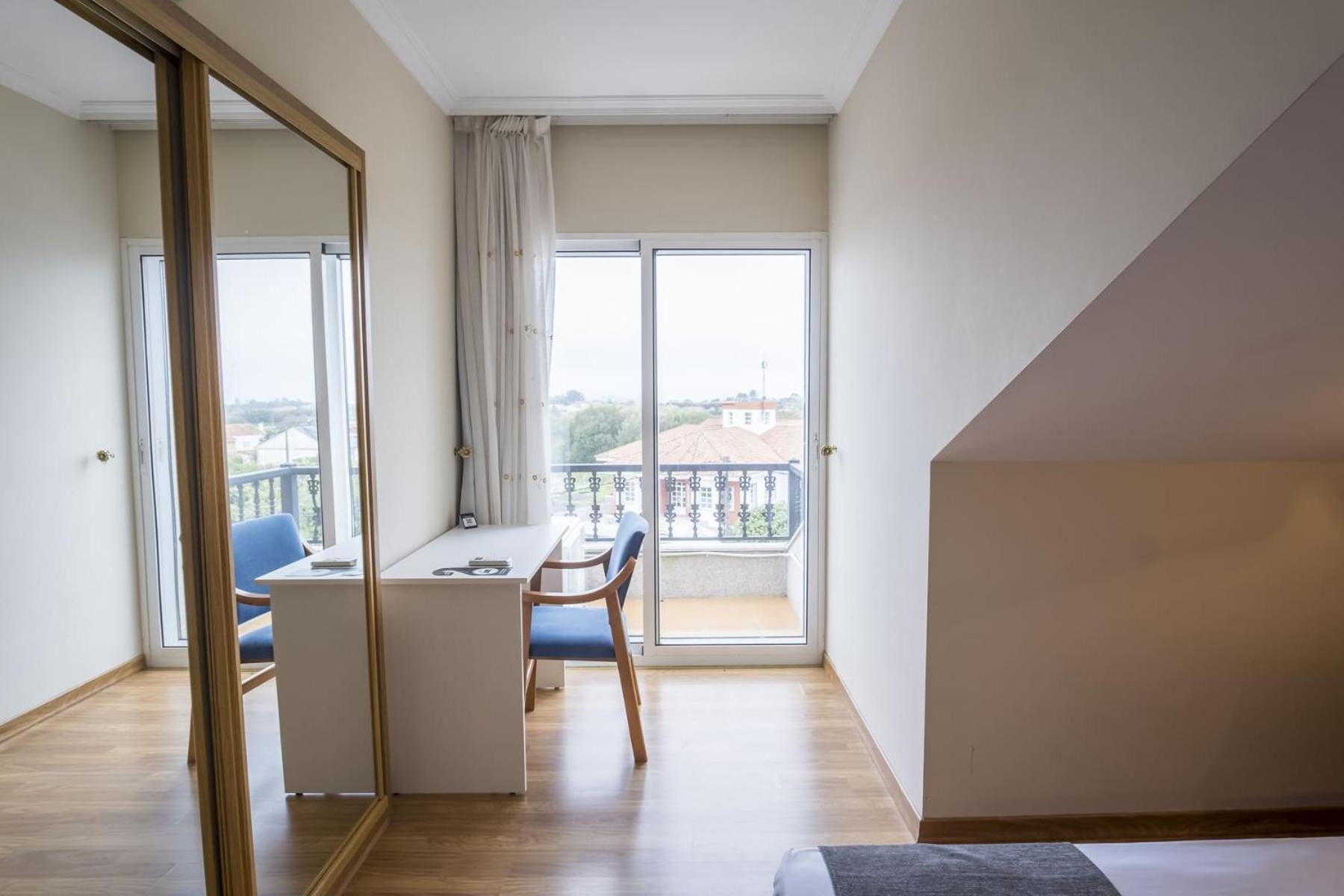 Alda Alpina Hotel บียานูเอบา เด อาโรซา ภายนอก รูปภาพ
